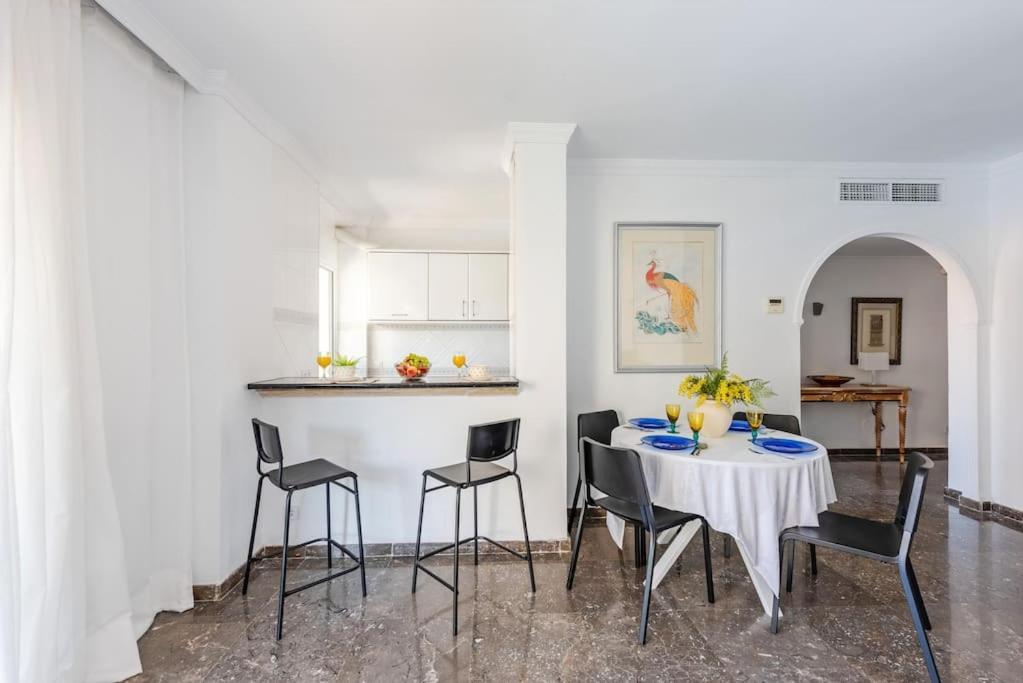 Remo Carihuela A Pie De Playa Parking Privado Apartamento Torremolinos